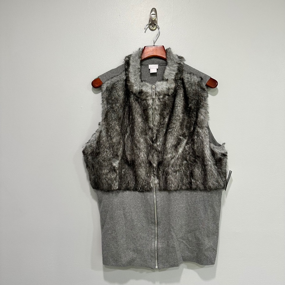 Chico's Zenergy Faux‎ Fur Trim Vest Gray Heather Sweater Size 4 Msrp $129